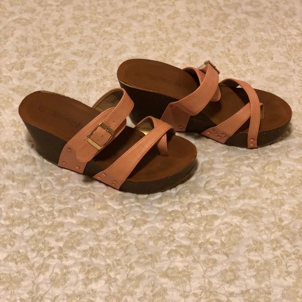 Refresh Platform Sandals